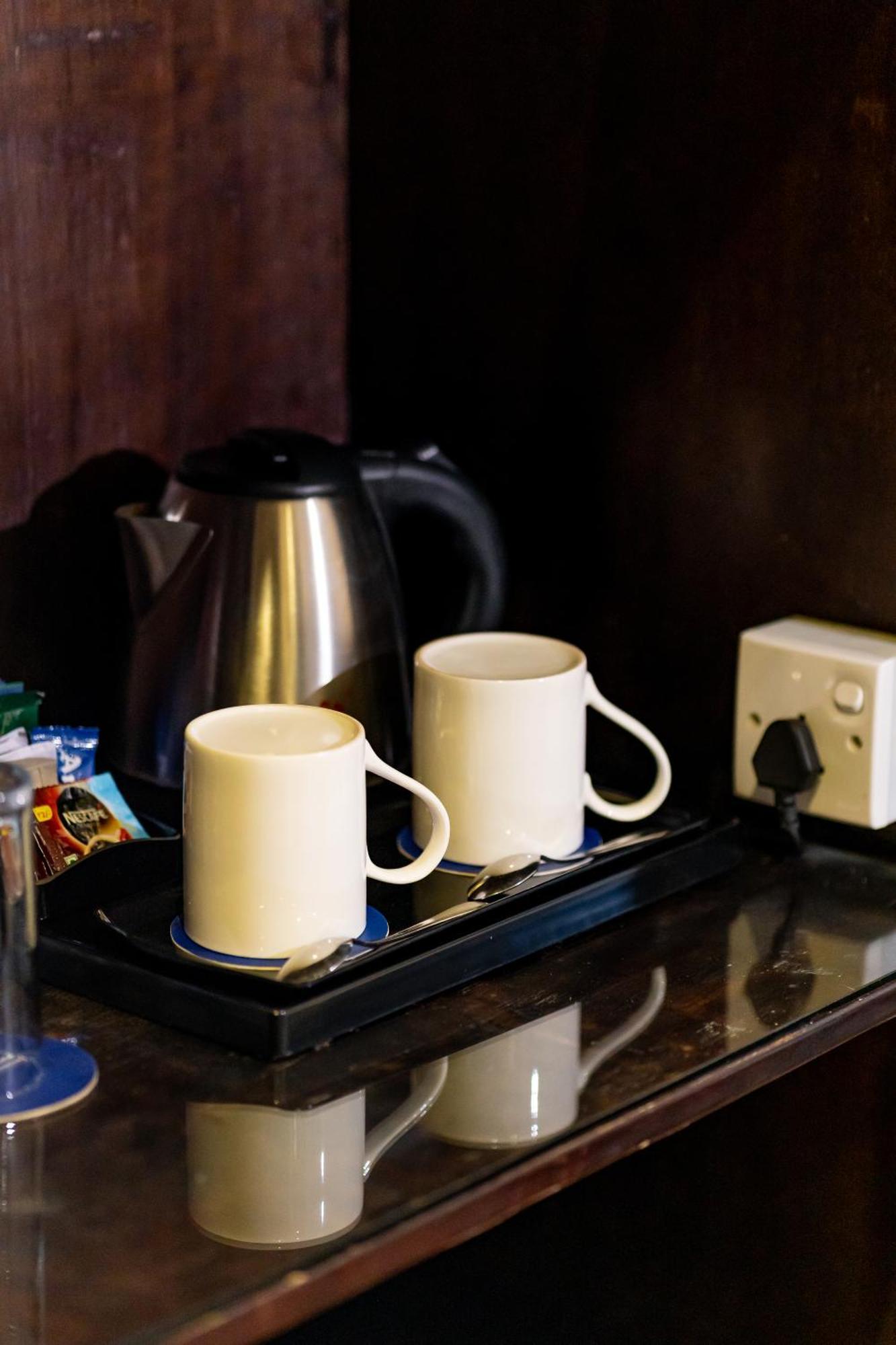 スイス インターナショナル ホテル サロワール ポカラ 部屋 写真